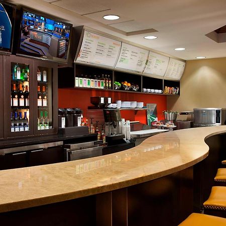 Courtyard By Marriott Toronto Airport Hotel Luaran gambar